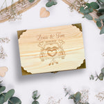 Personalisierte Hochzeitstruhe aus Holz