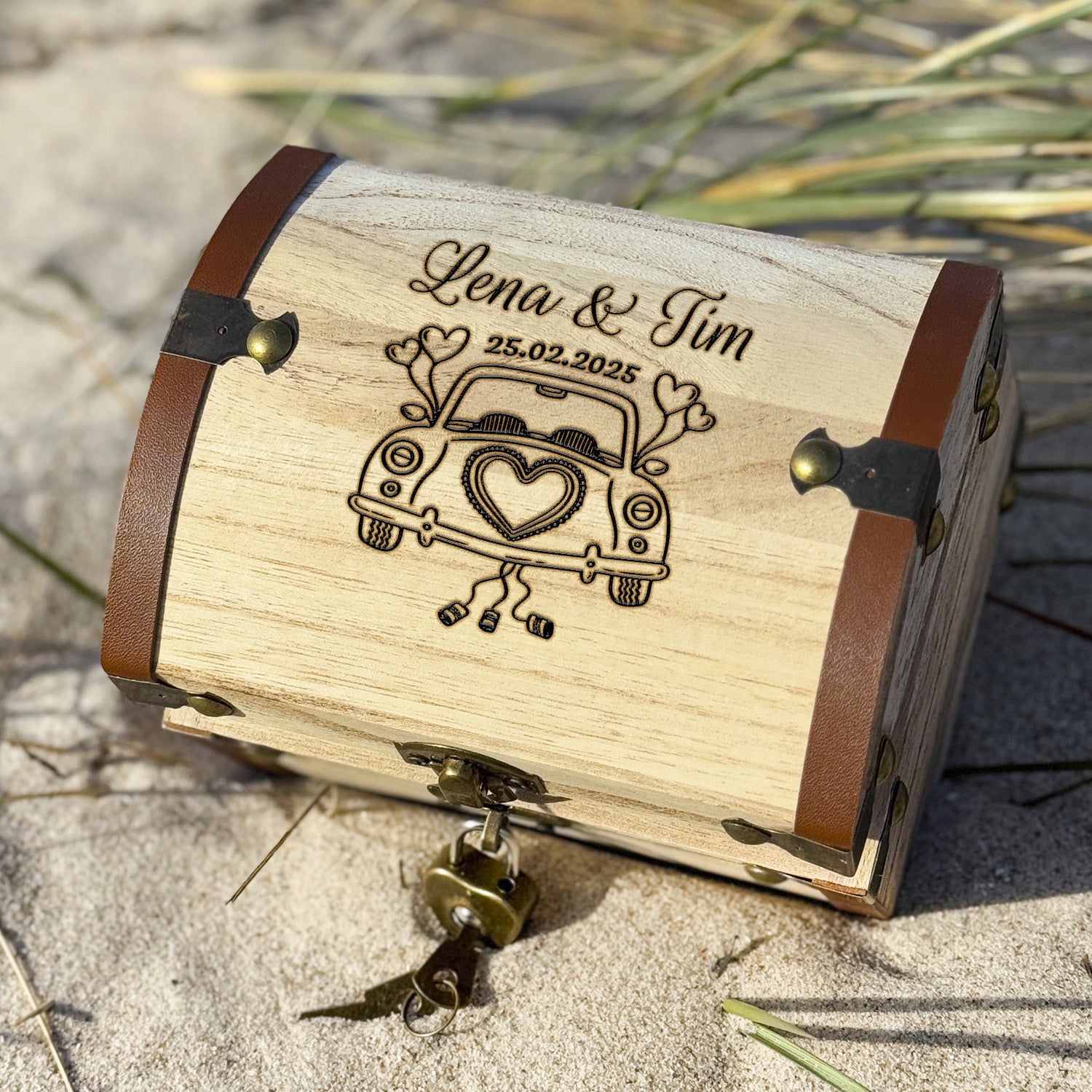 Personalisierte Hochzeitstruhe aus Holz